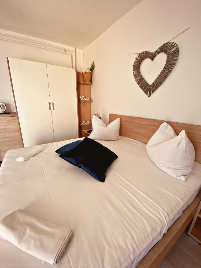 The Manzoni Family 3 Hotel Punat Luaran gambar
